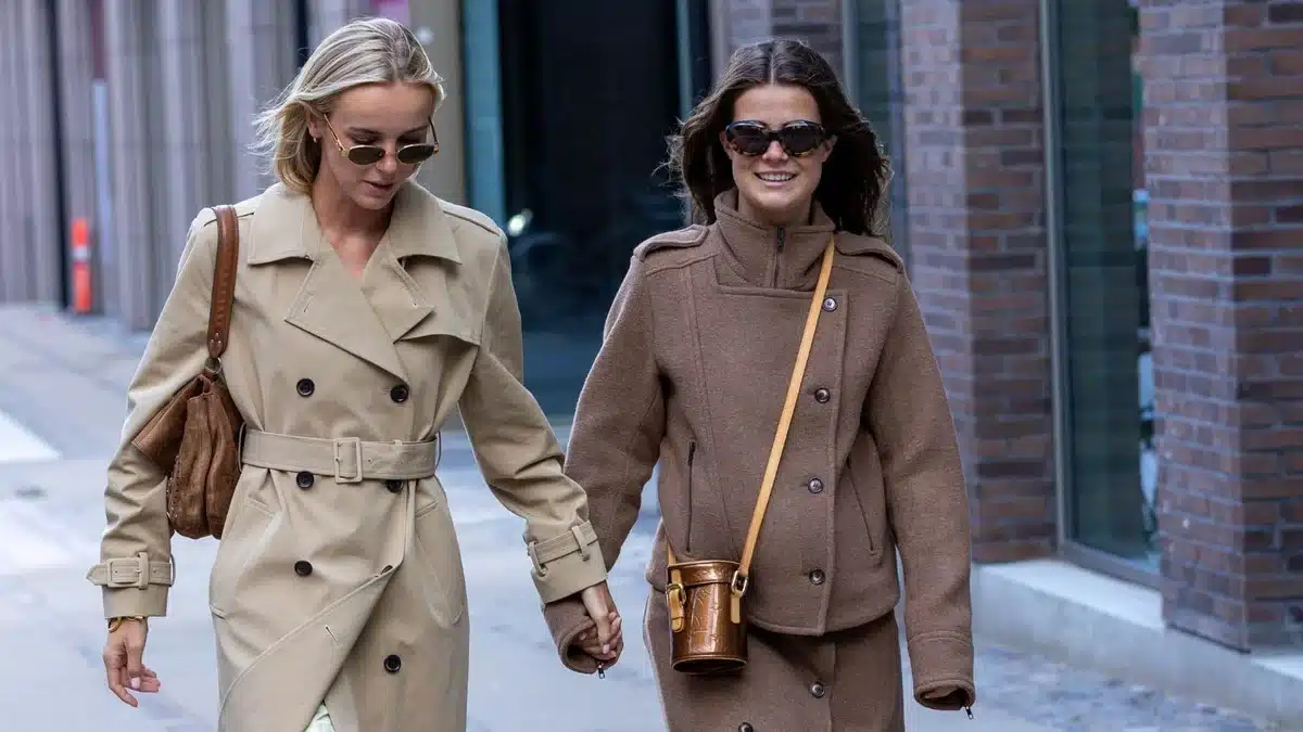 Neither Slim Nor Loose: Here's the High-Waisted Jean That "Smooths" the Belly Like No Other